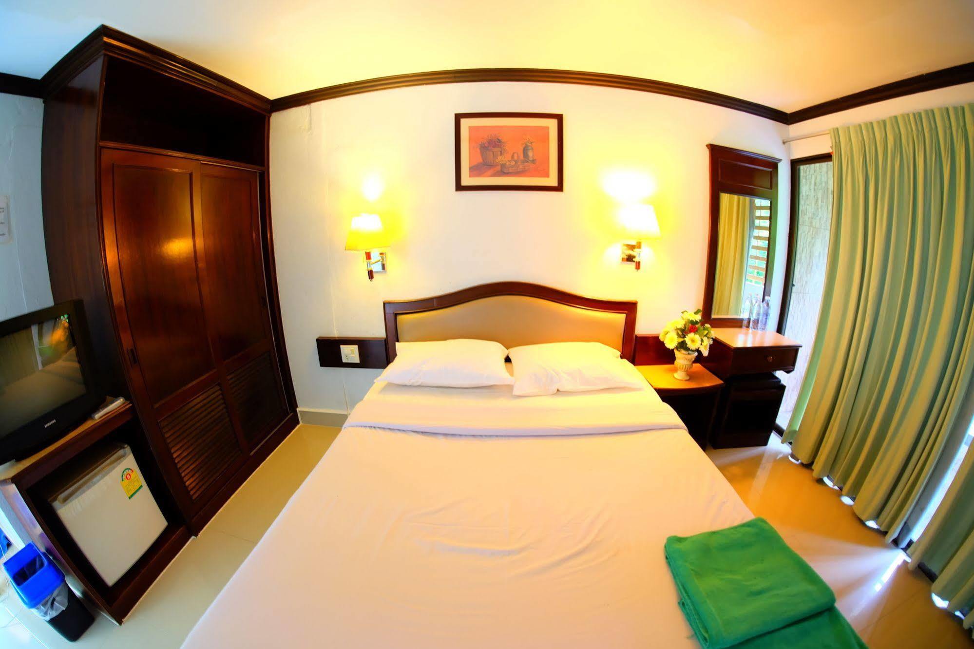 P.K. Mansion Hotel Ao Nang Exterior photo